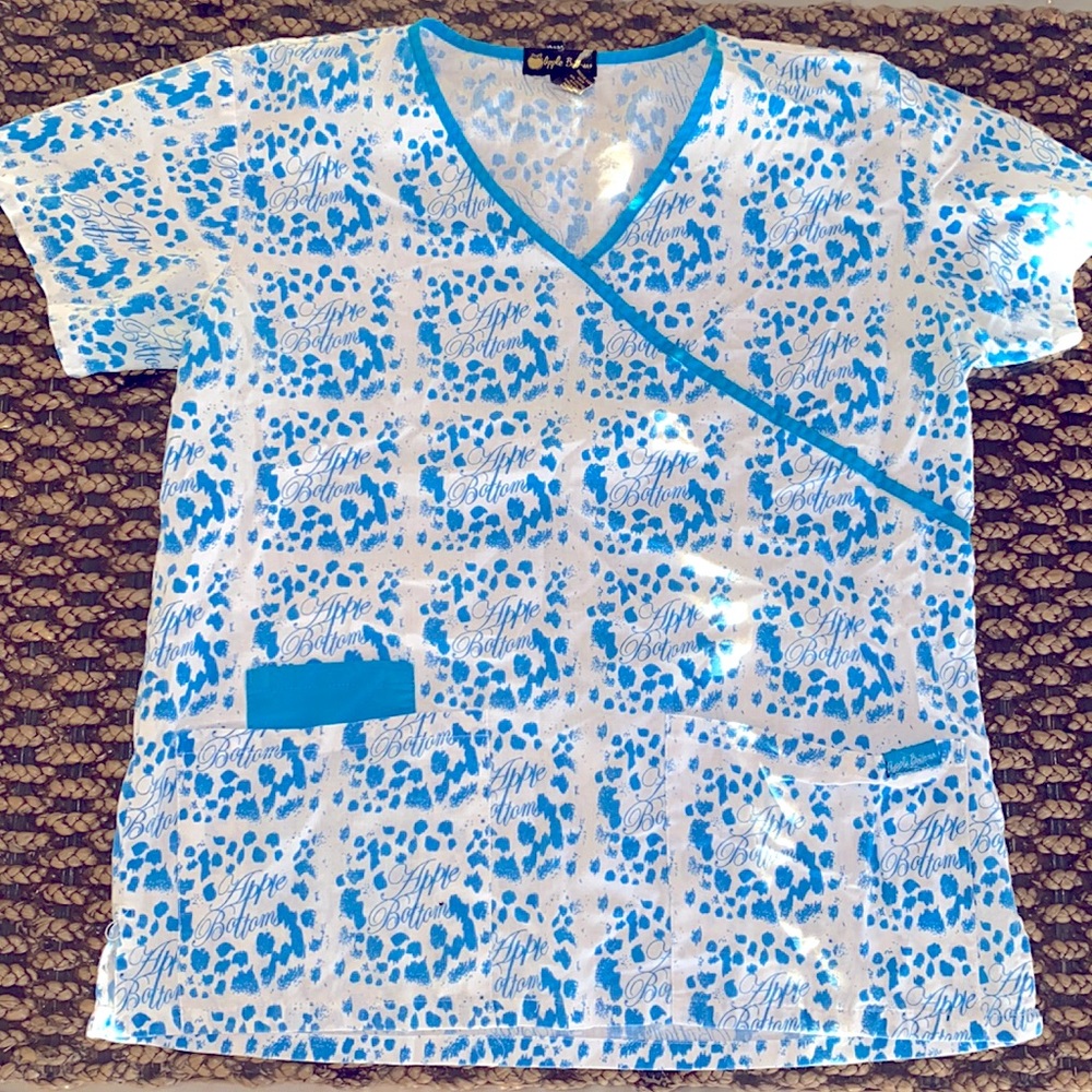Apple Bottoms Scrub Top